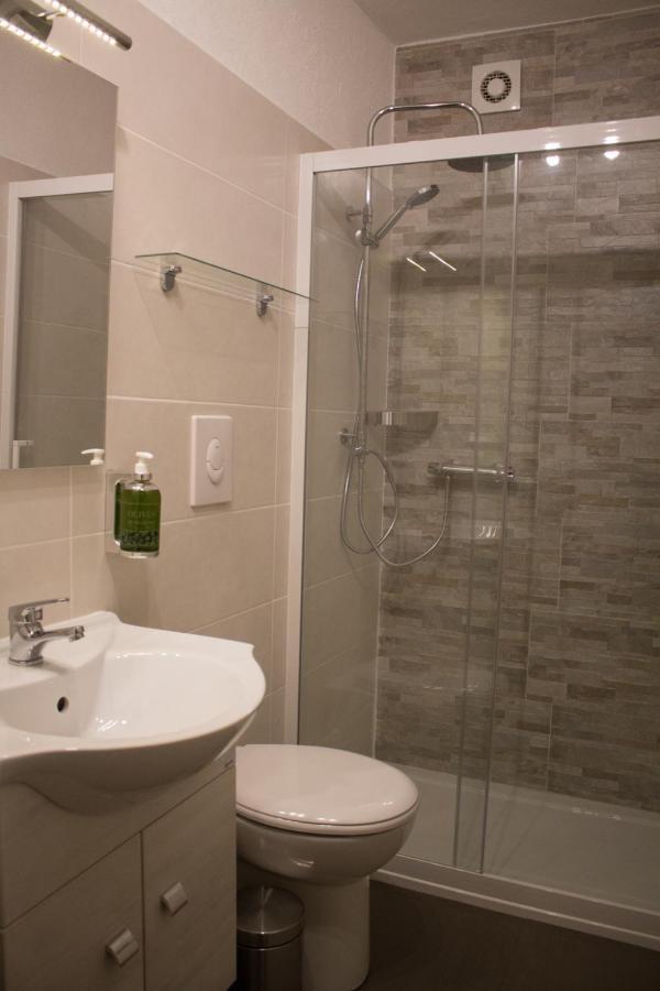 Al Rustico Hotel Torbole Sul Garda Exterior foto